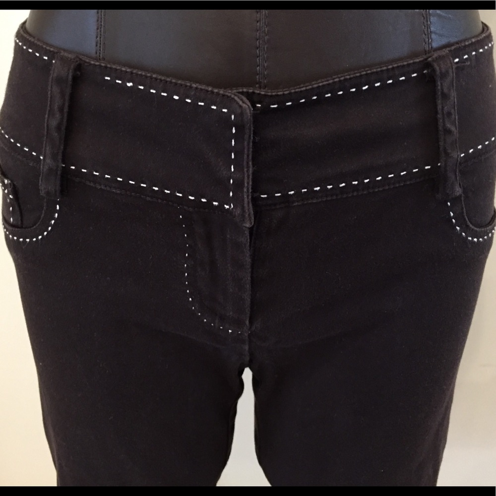 Shorts - Picture 4 of 6